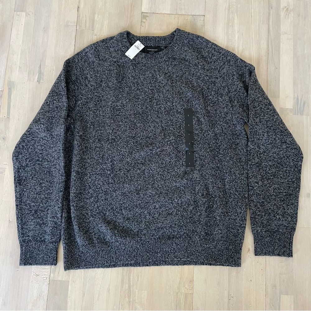 NWT Banana Republic Men's Charcoal Gray Black Crewneck Sweater Large, Very Soft